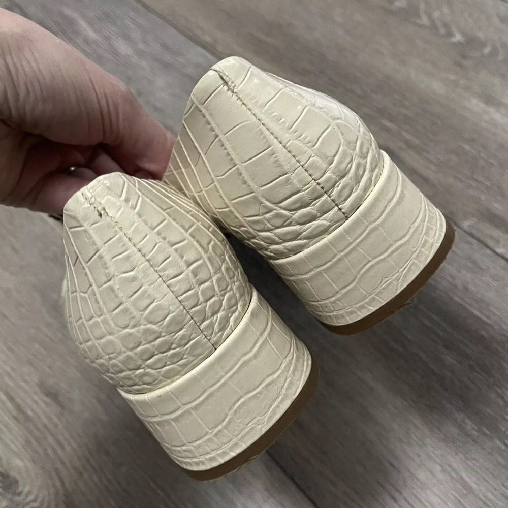 $348 Tory Burch Georgia Ivory Croc Embossed Square Toe 25mm Block Heel Pumps 9M - Picture 11 of 15